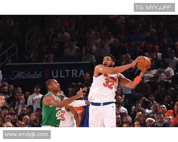 纽约尼克斯与魔术激战正酣球迷期待精彩对决与惊喜时刻